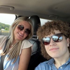 Meet your Posher, Tabitha